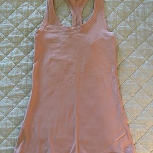 Lululemon pink tank